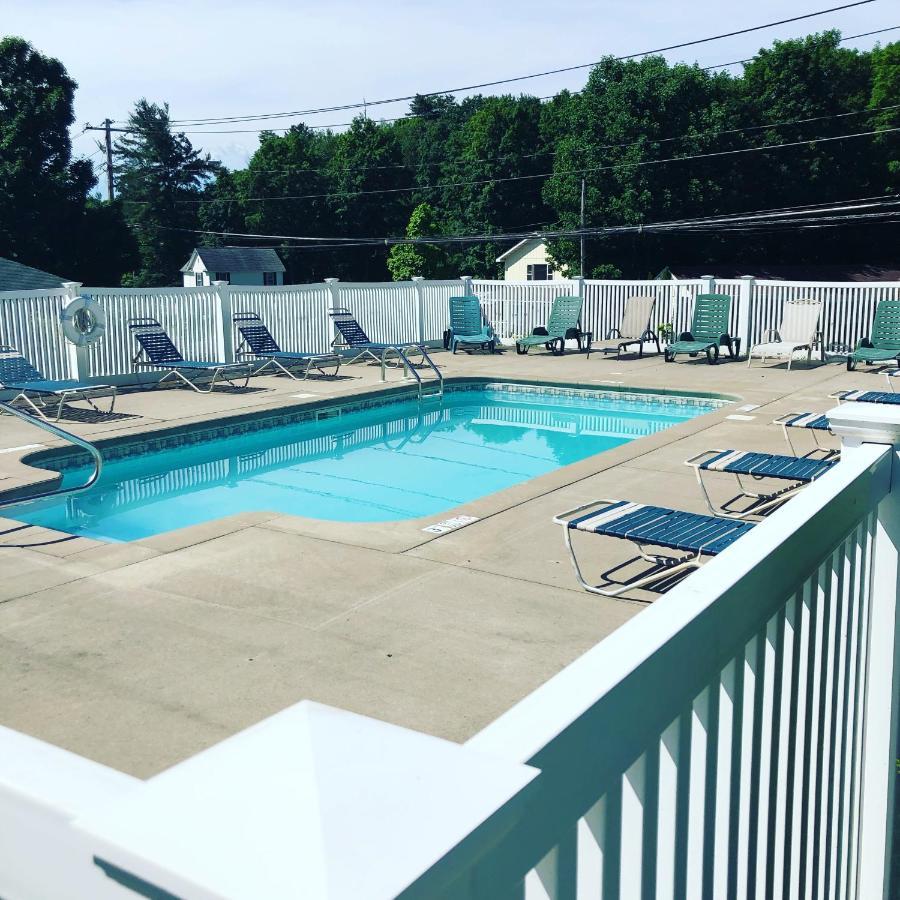 Hillside Motel 레이크 헤오르헤 외부 사진